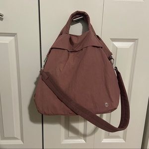 Lululemon tote